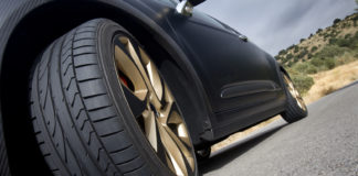 Merawat ban mobil yang paling tepat