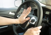 5 Penyebab Klakson Mobil Rusak