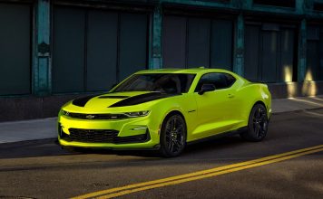 Review CHEVROLET CAMARO 2019 SS SHOCK YELLOW