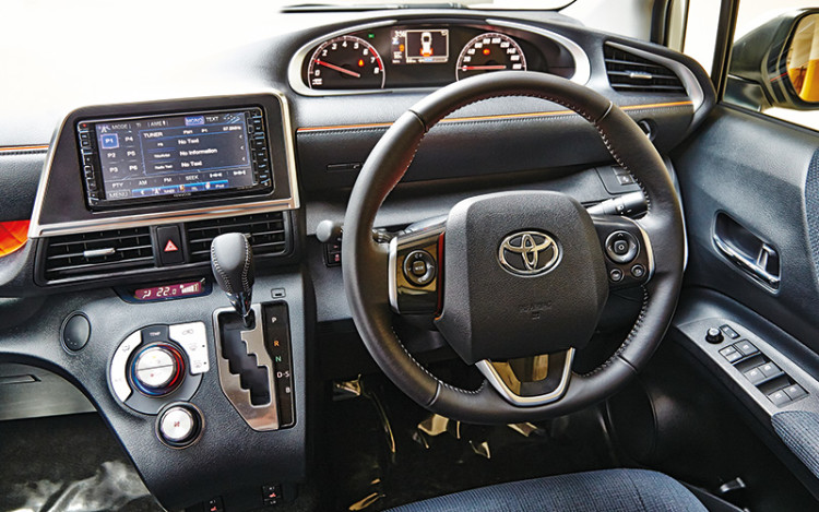 Toyota Sienta