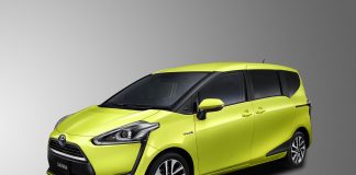 Review Toyota Sienta