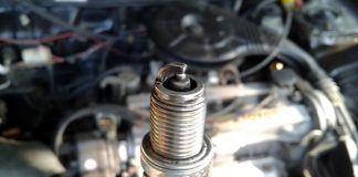 Memperbaiki Busi Mobil Sendiri Busi Mobil
