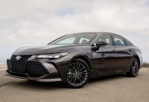 Toyota Avalon Hybrid XSE 2019