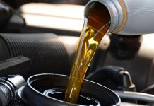 Jenis Oli Mobil Terbaik