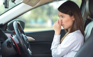Ada Bau Tak Sedap Di Mobil Anda ? Ini Obatnya