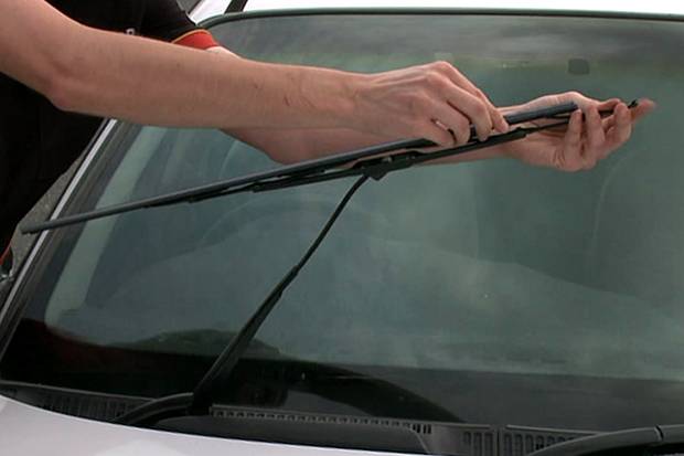 Tips & Trik Perawatan Kaca Mobil