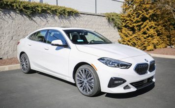 Review 2020 BMW 228i Gran Coupe : Mobil Sedan Yang Mewah Dan Menarik