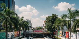 Tips Perawatan Cat Mobil di Iklim Tropis: Lindungi Warna Mobil Anda dari Terik Matahari